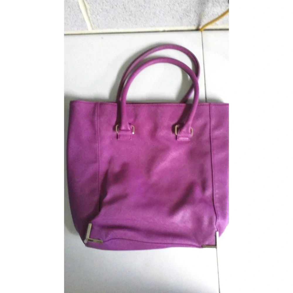 Purple Saffiano Faux Leather Tote Bag Gold Hardware Striped‎ Lining Shopper